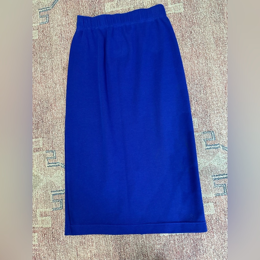 Express Tricot vintage 90’s ribbed pull on mid weight knit midi skirt